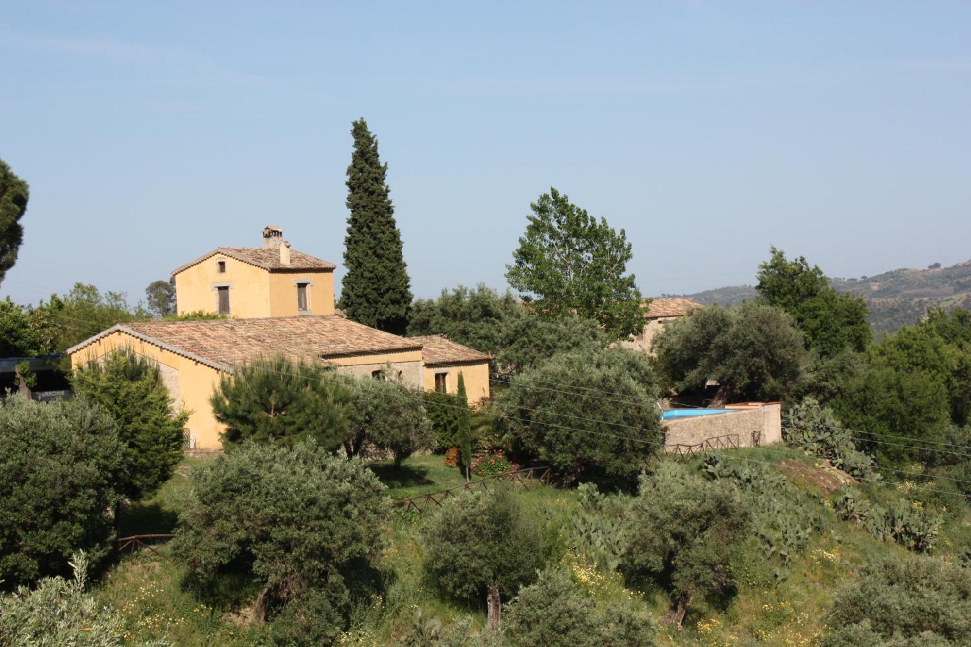 Azienda Agrituristica Biologica Il Querceto Santa Severina Exterior photo