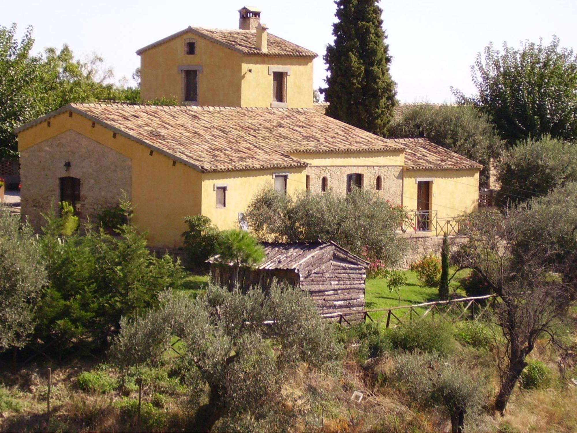 Azienda Agrituristica Biologica Il Querceto Santa Severina Exterior photo