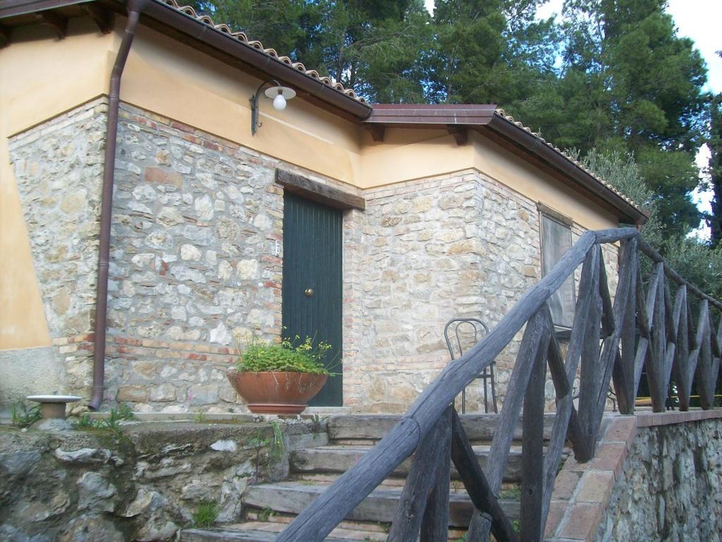 Azienda Agrituristica Biologica Il Querceto Santa Severina Exterior photo